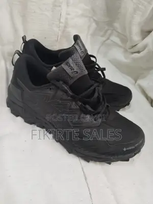 Asics Goretex Running Shoe/Trainer Gel-Fujitrabuco 8 GTX 9.5