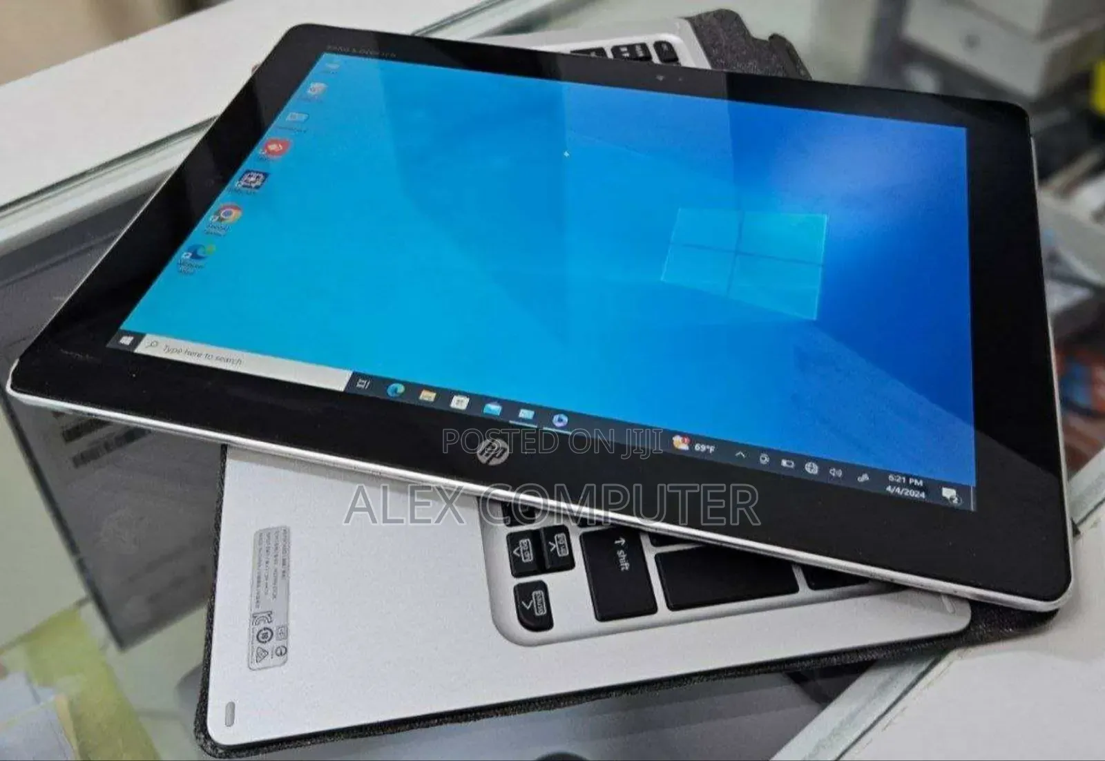 New Laptop HP X2 8GB Intel Core I5 SSD 256GB