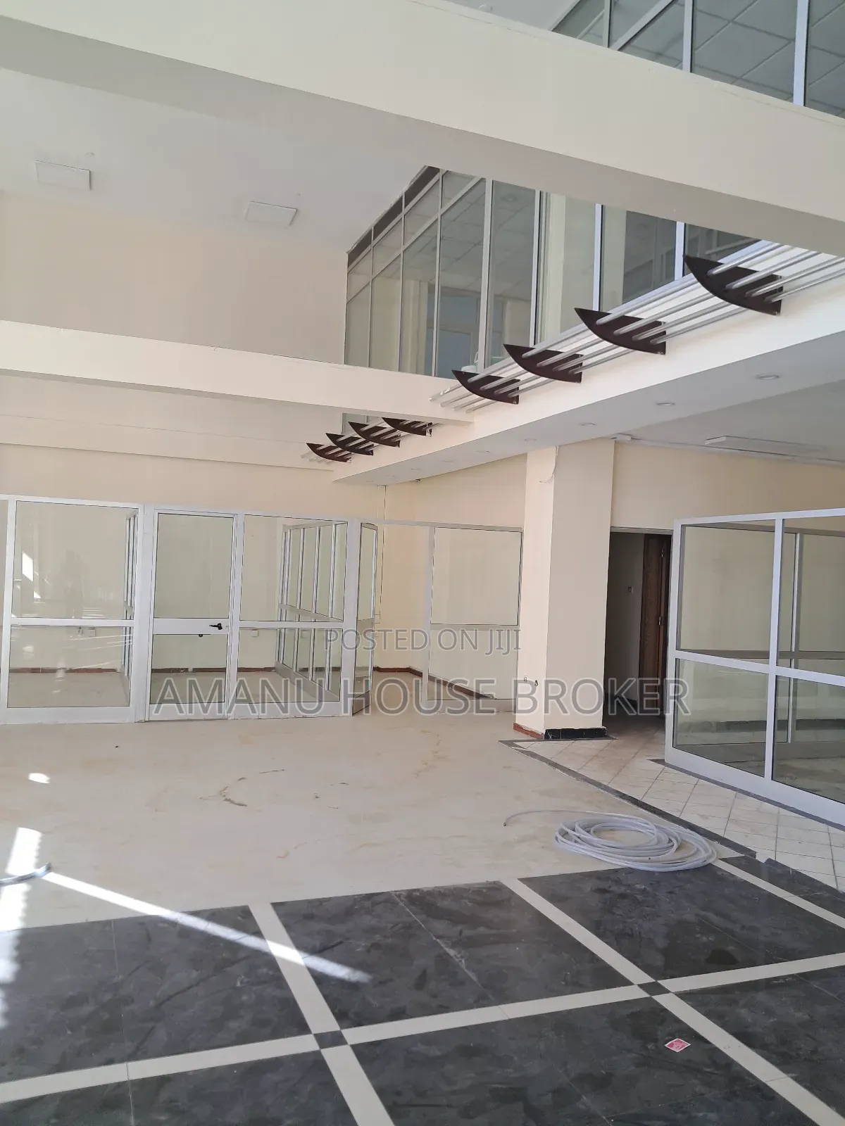 Urgently Available Building for Rent, Interior Office