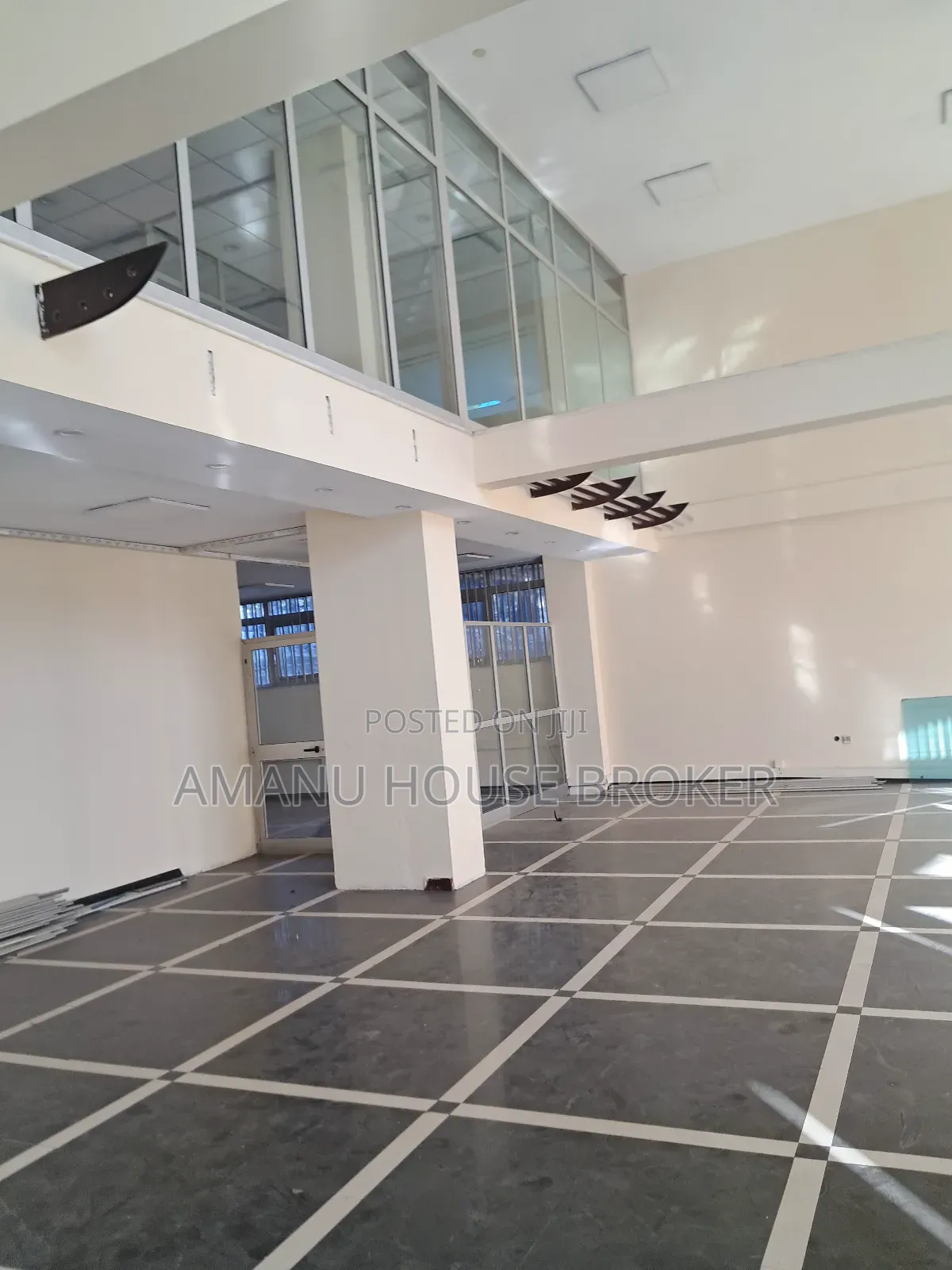 Urgently Available Building for Rent, Interior Office