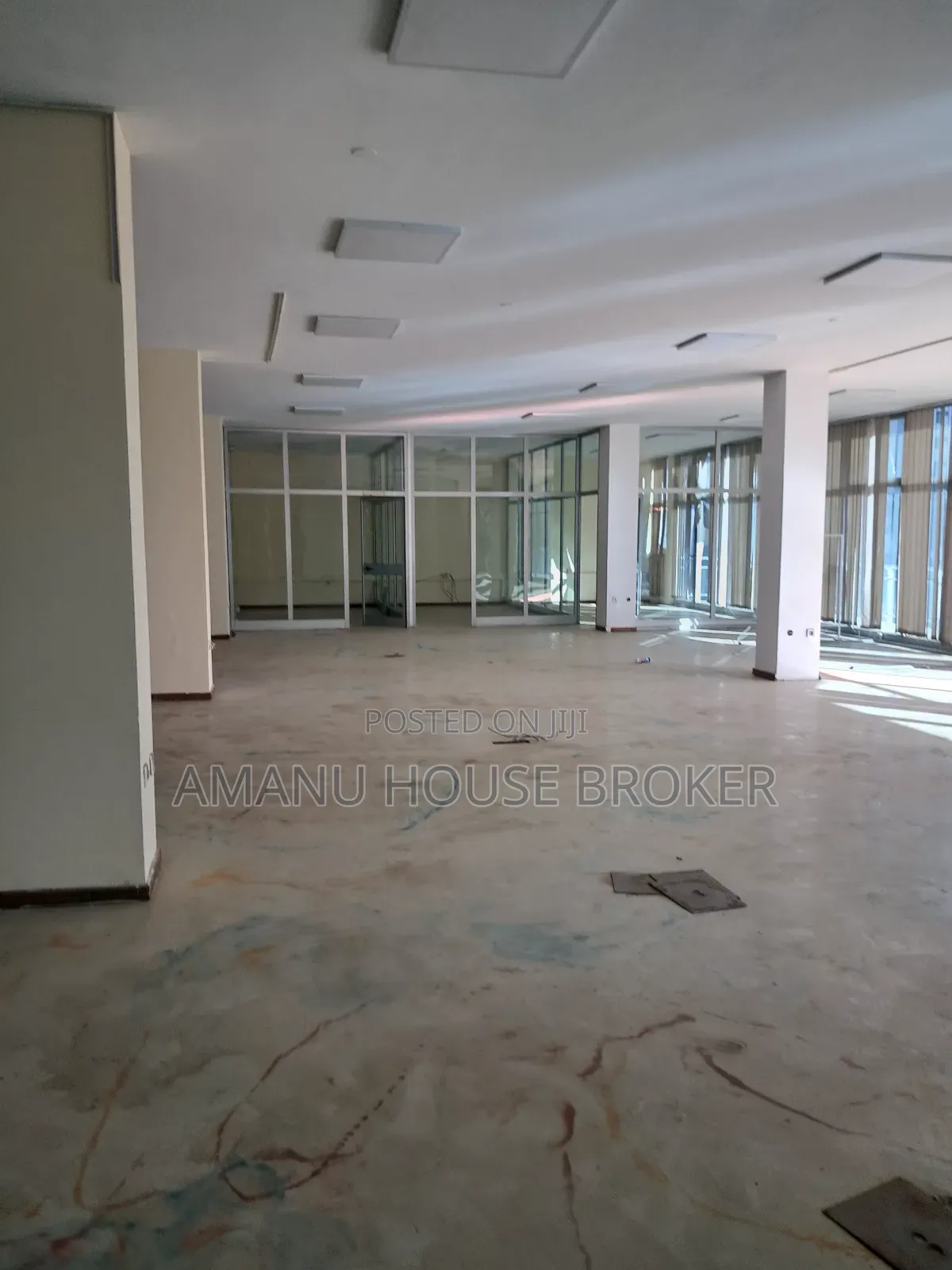Urgently Available Building for Rent, Interior Office