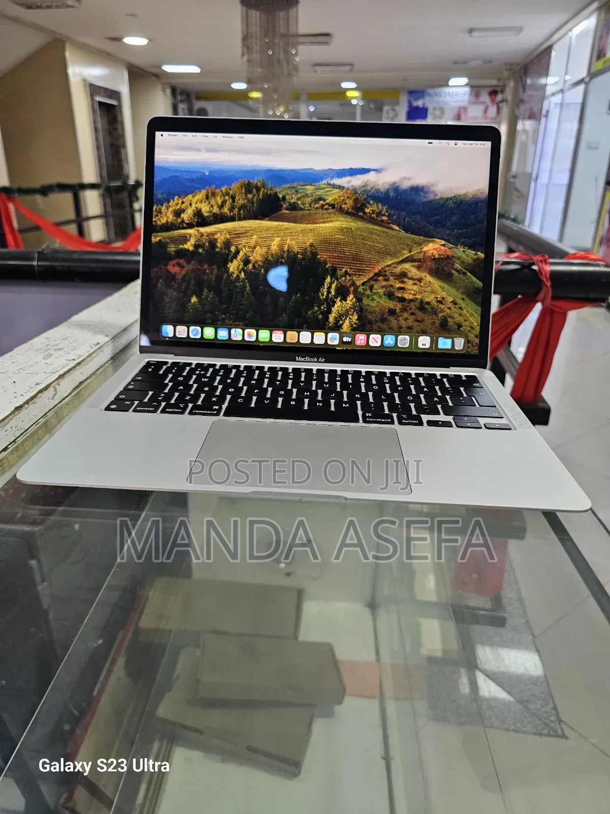 New Laptop Apple MacBook Air 2020 M1 8GB Apple M1 SSD 256GB