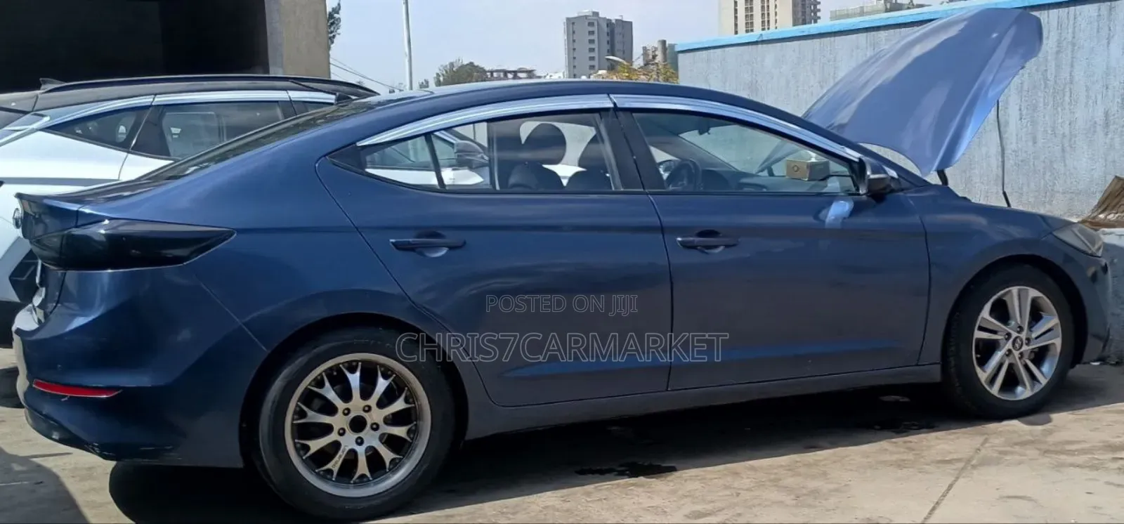 Hyundai Avante 2016 Blue