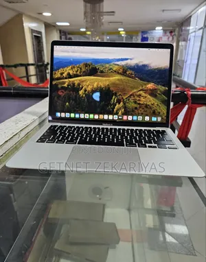 Photo - New Laptop Apple MacBook Air 2020 M1 8GB Apple M1 SSD 256GB