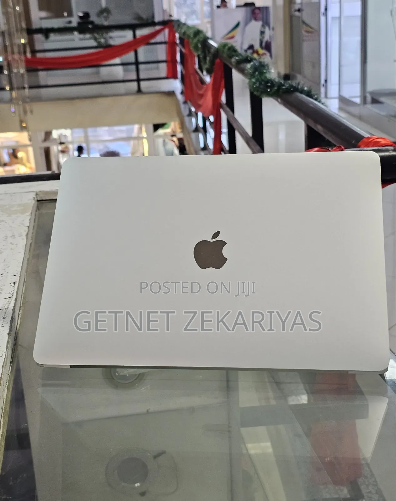 New Laptop Apple MacBook Air 2020 M1 8GB Apple M1 SSD 256GB