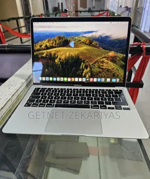 New Laptop Apple MacBook Air 2020 M1 8GB Apple M1 SSD 256GB