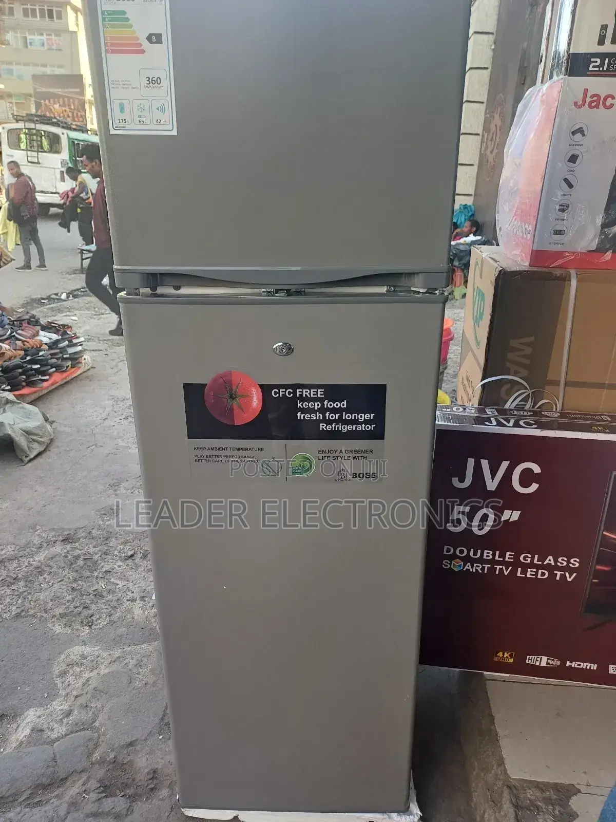 Victory Refrigerator 410 and Boss