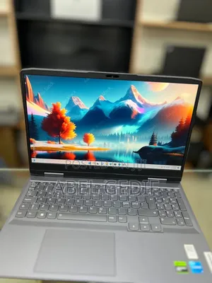 New Laptop Lenovo LOQ 15IRH8 16GB Intel Core I5 SSD 1T