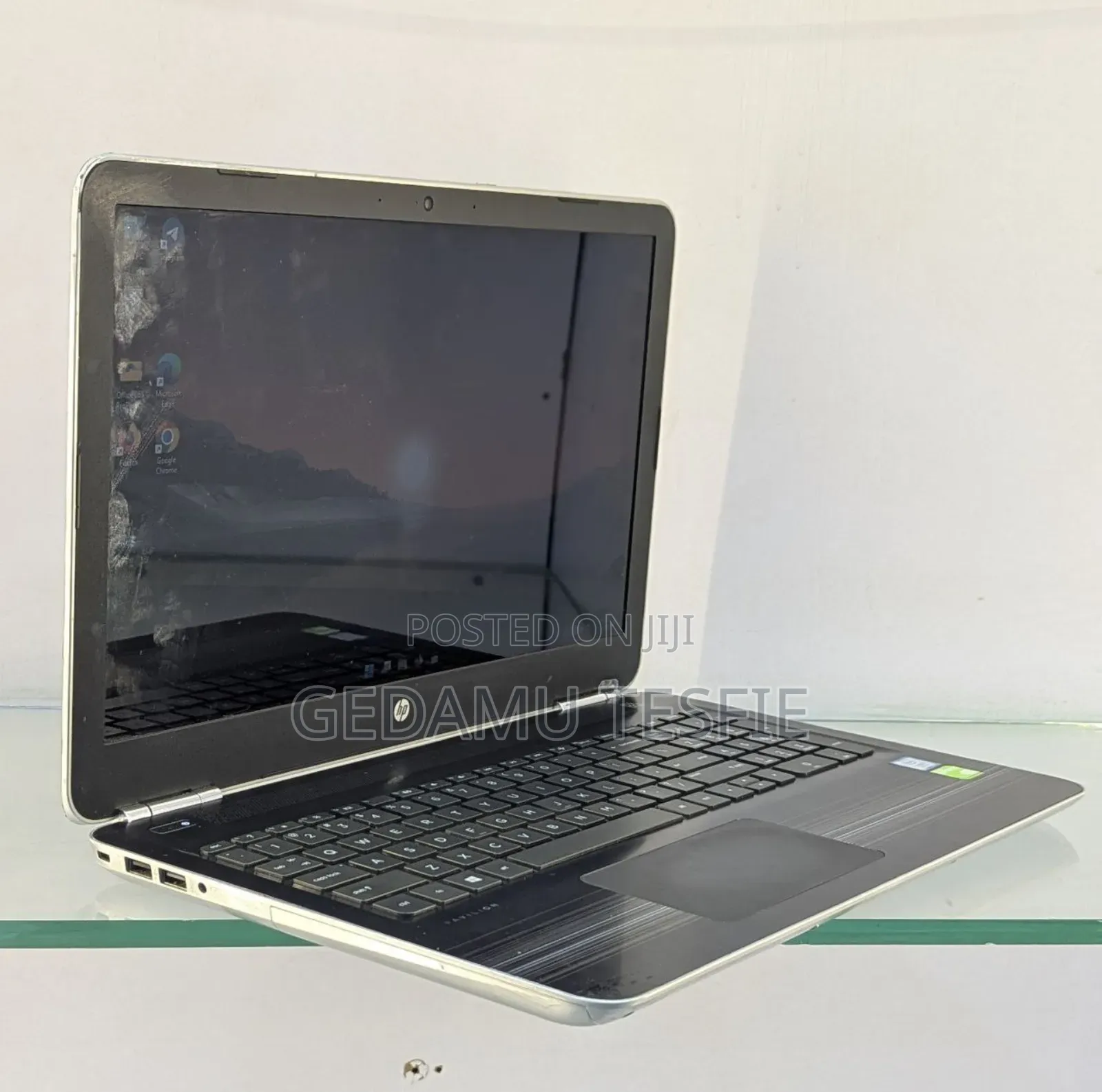 New Laptop HP 8GB Intel Core I5 SSD 1T