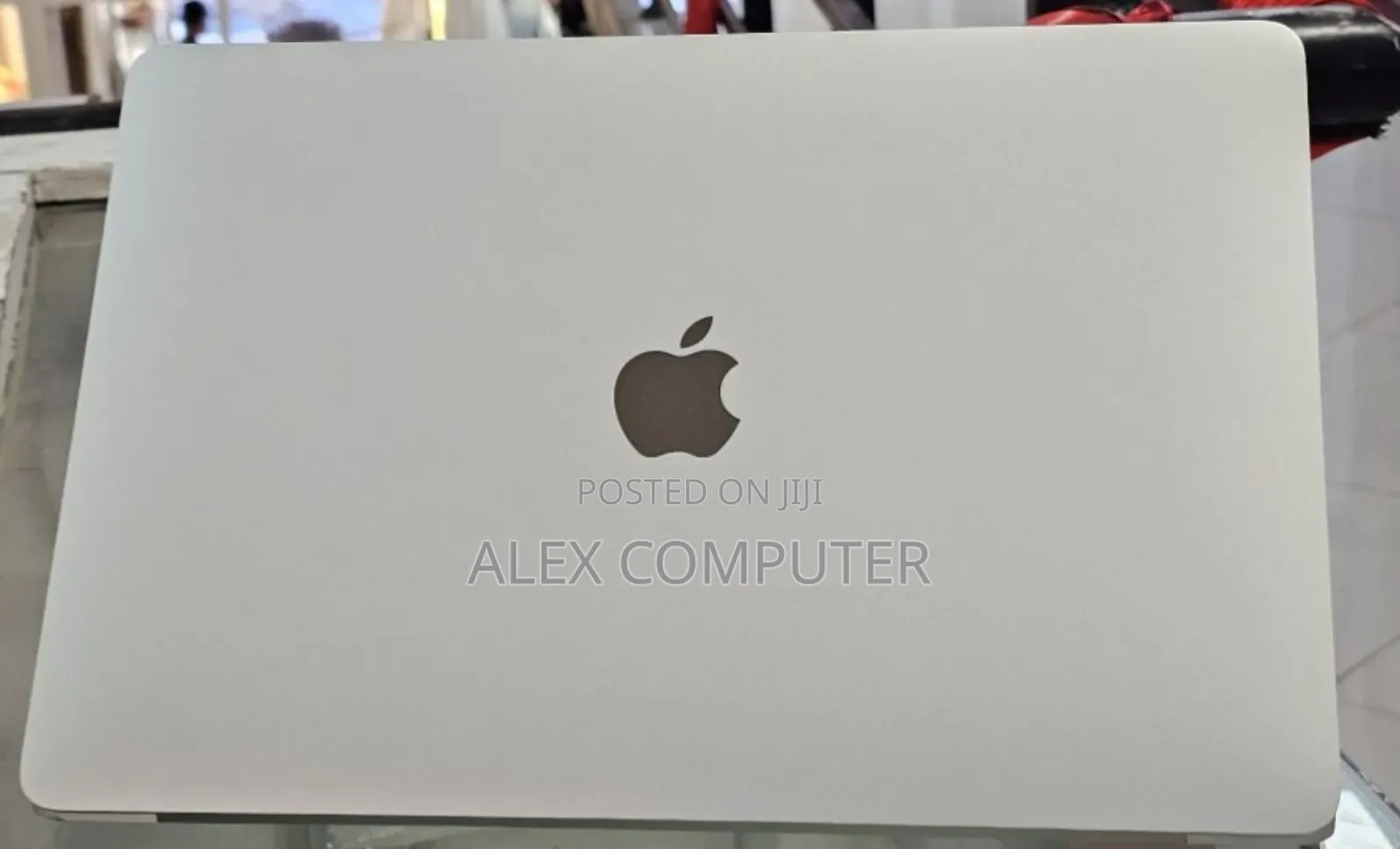 New Laptop Apple MacBook Air 2020 M1 8GB Apple M1 SSD 256GB