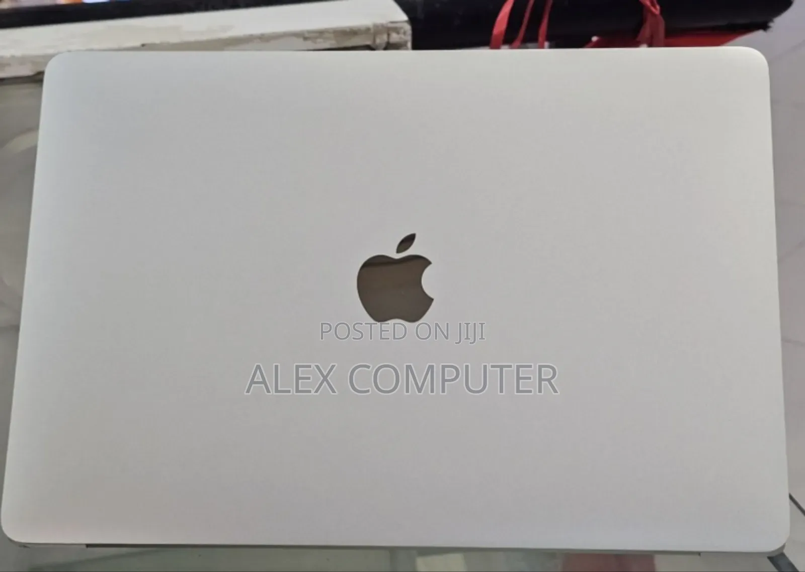 New Laptop Apple MacBook Air 2020 M1 8GB Apple M1 SSD 256GB