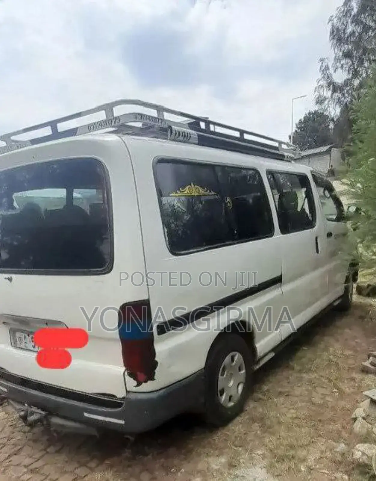 Toyota HiAce 2006 White