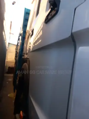 Cscion 400. 2023 Model. ,.