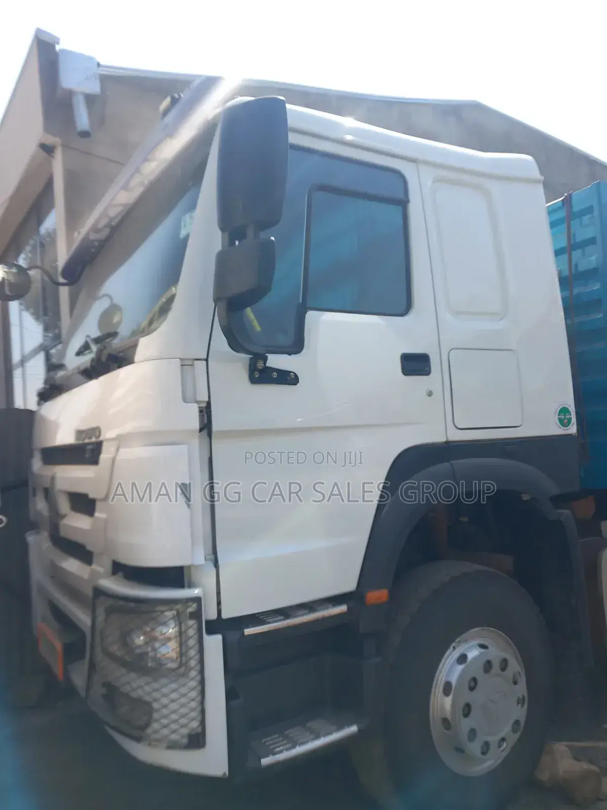 Cscion 400. 2023 Model. ,.