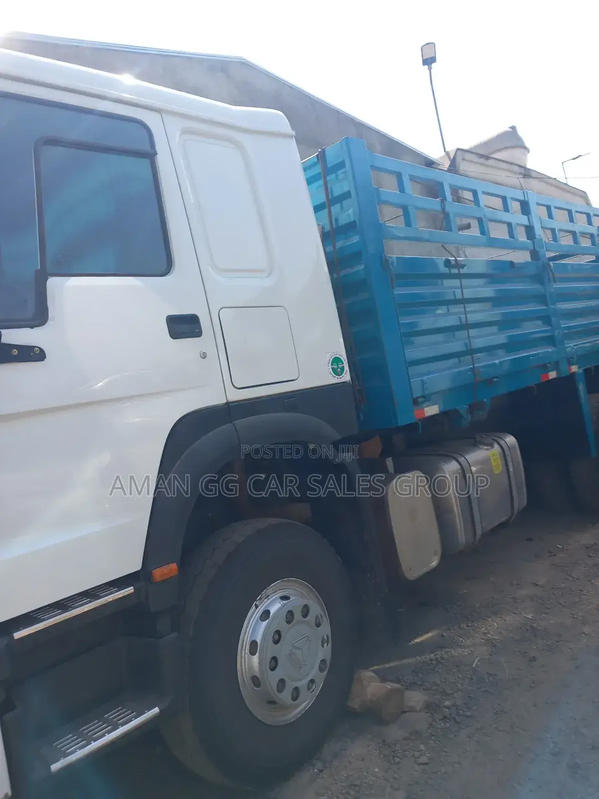 Cscion 400. 2023 Model. ,.