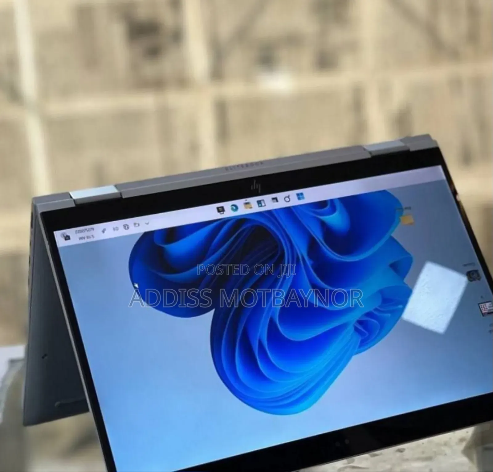 New Laptop HP EliteBook X GB Intel Core I7 SSD 512GB