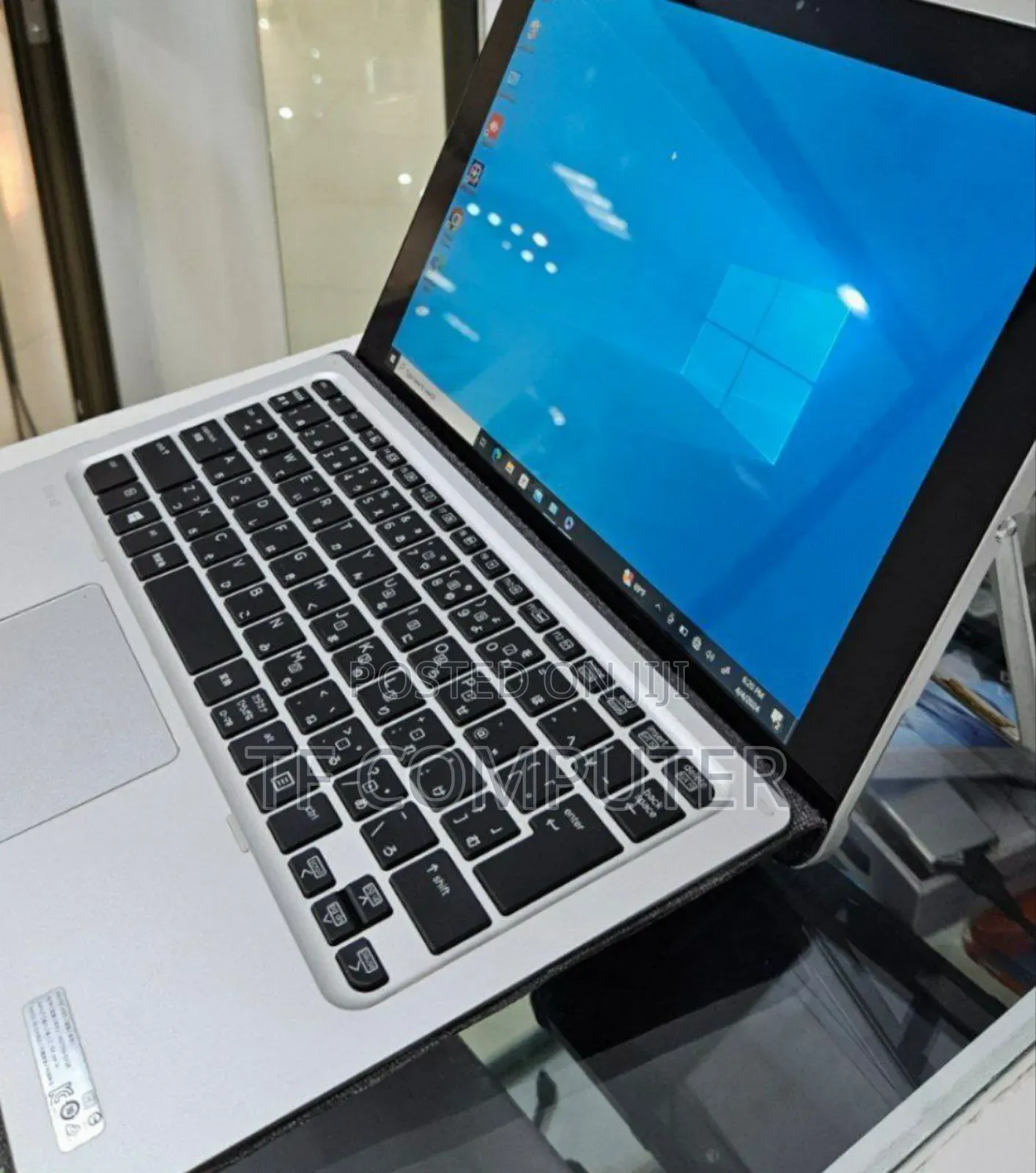 New Laptop HP Elite X2 1013 G3 8GB Intel Core M SSD 256GB