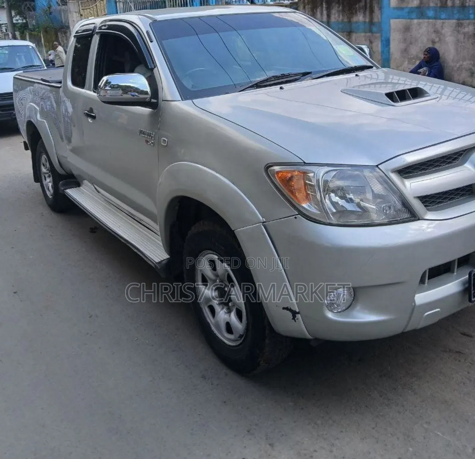Toyota Hilux 2.5 D-4D 4X4 SRX 2009 Silver