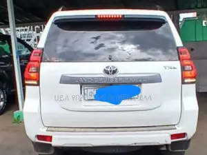 Toyota Land Cruiser Prado 2021 White