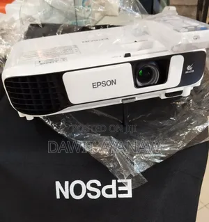Eepson Projector