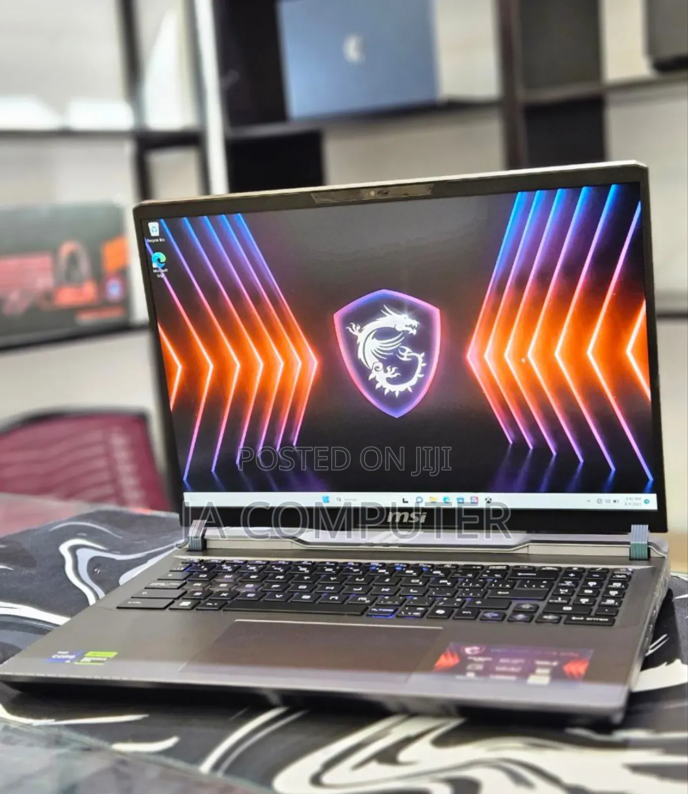 New Laptop MSI Vector GP68 HX 13V 32GB Intel Core I9 SSD 1T