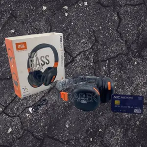 Photo - JBL Tune 760 Multi-Point Connection Feature