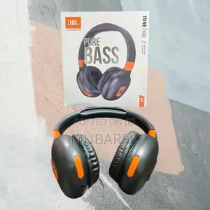 JBL Tune 760 Hands-Free Calling Capability