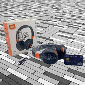 Photo - JBL Tune 760 Voice Assistant Integration Support