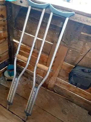 Photo - Crutches for Adults嗨lifeplus Rehab Crutches竊underarm CRUTCHE