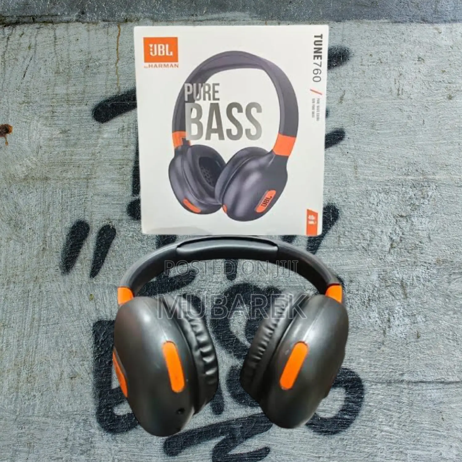 JBL Tune 760 Stylish and Modern Look