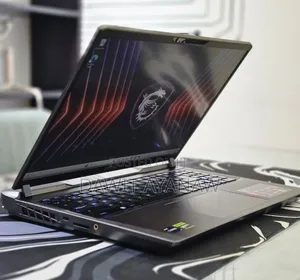 New Laptop MSI 32GB Intel Core I9 SSD 1T