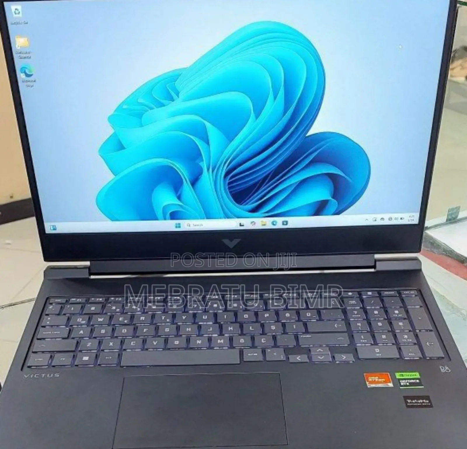 New Laptop HP Victus 16 16GB AMD Ryzen 7 SSD 1T