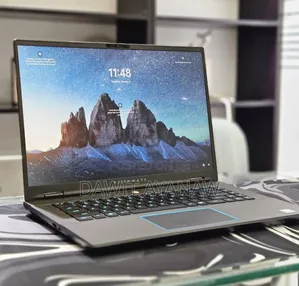 New Laptop Dell Alienware M16 R2 32GB Intel Core Ultra 9 SSD 1T