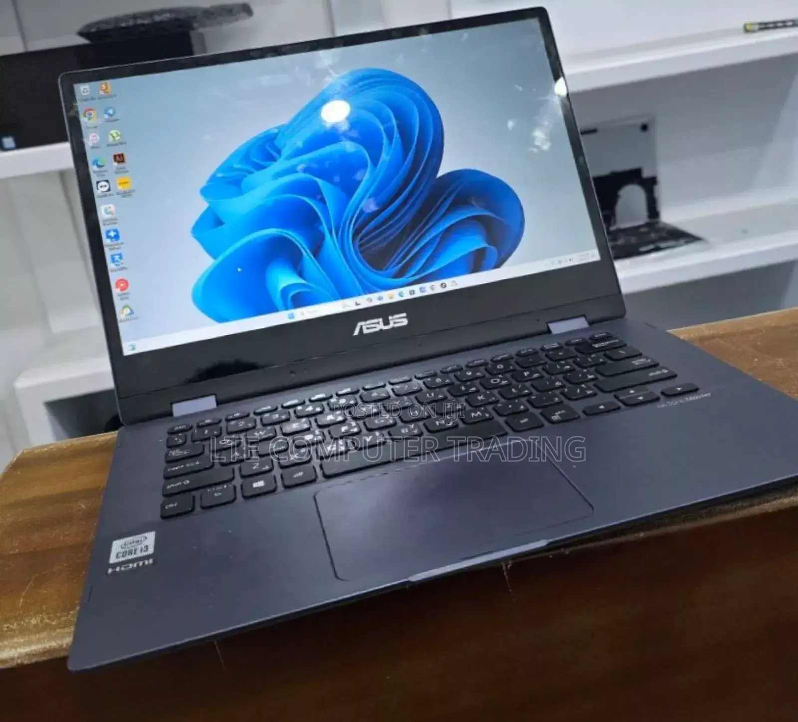 New Laptop Asus Vivobook 16 4GB Intel Core I3 SSD 256GB