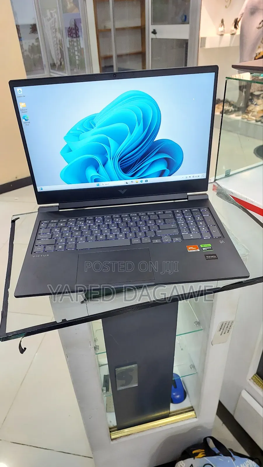 New Laptop HP Victus 16 16GB AMD Ryzen 7 SSD 1T