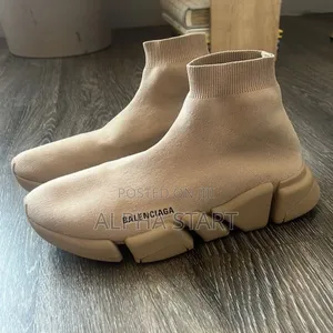 Photo - Balenciaga Brown High Quality Sneaker for You