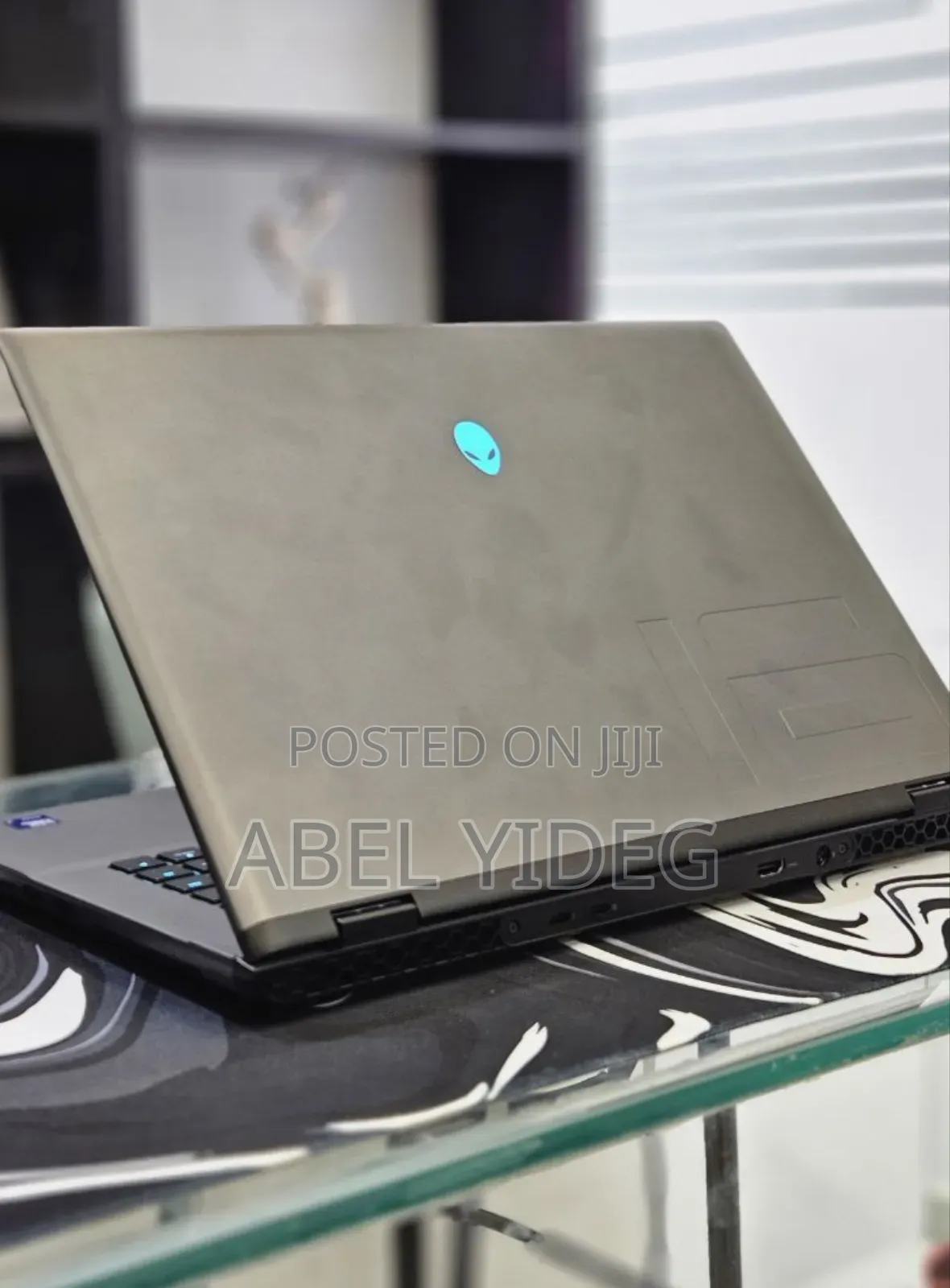 New Laptop Alienware M17x R2 32GB Intel Core I9 SSD 1T