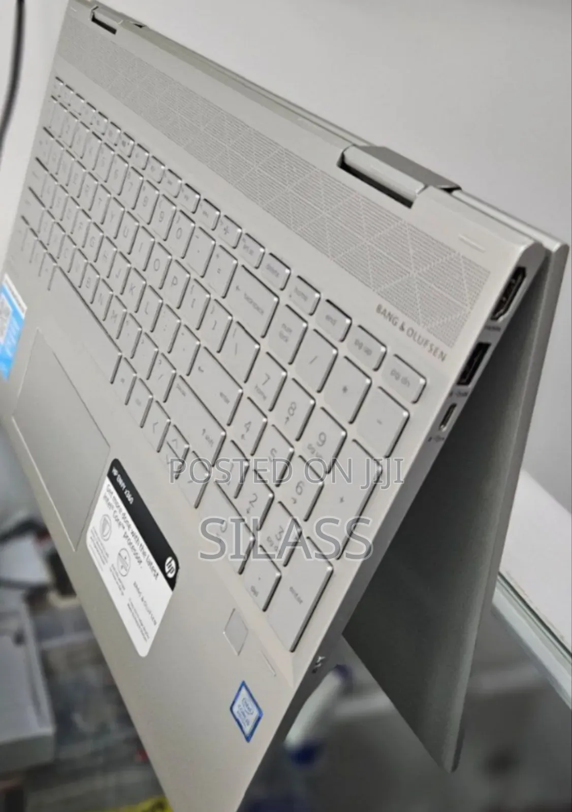 New Laptop HP Envy X360 8GB Intel Core I5 SSD 512GB