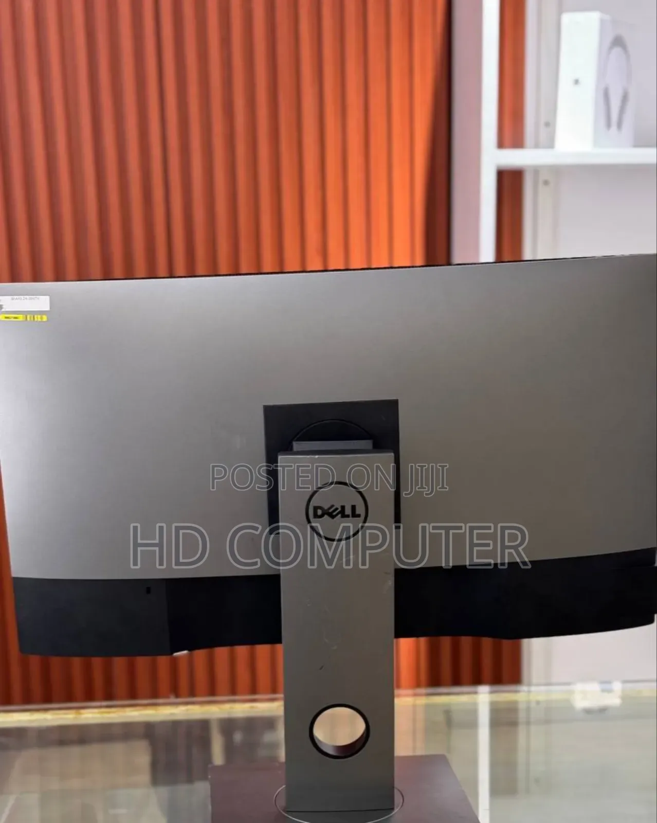 Dell Desktop Monitor 27"