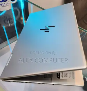 New Laptop HP Envy X360 8GB Intel Core I5 SSD 512GB