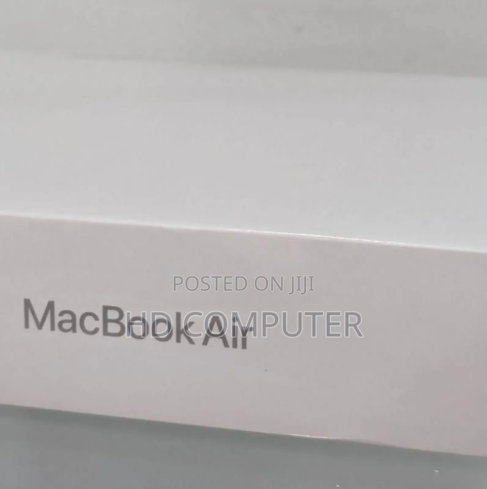 New Laptop Apple MacBook Air 2023 M2 8GB Apple M2 SSD 512GB