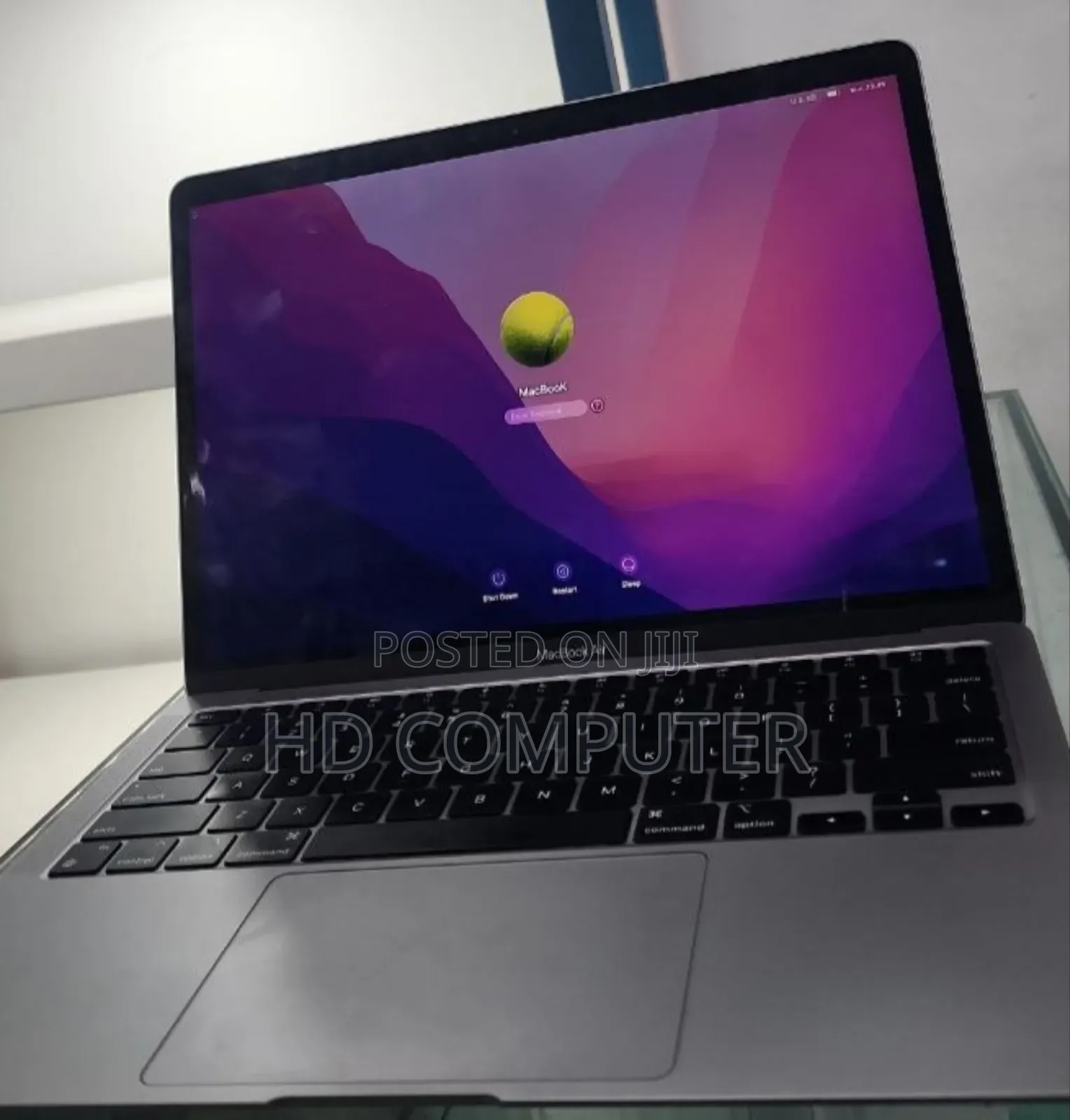 New Laptop Apple MacBook Air 2020 M1 8GB Apple M1 SSD 256GB