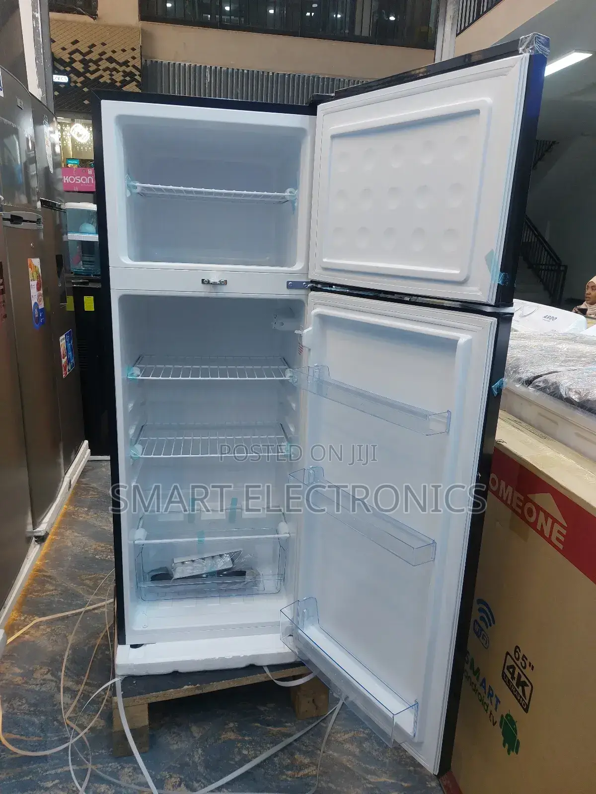 Sakon Refrigerator 310l