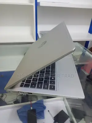New Laptop HP EliteBook 640 G10 16GB Intel Core I7 SSD 512GB