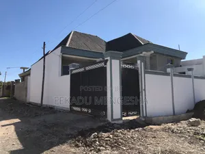 3bdrm Villa in Private, Oromia-Finfinne for sale