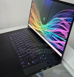 New Laptop Dell Inspiron 15 8GB Intel Core I5 HDD 1T