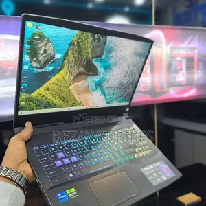 Photo - New Laptop MSI Crosshair 15 B12U 16GB Intel Core I7 SSD 1T