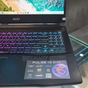 New Laptop MSI Crosshair 15 B12U 16GB Intel Core I7 SSD 1T