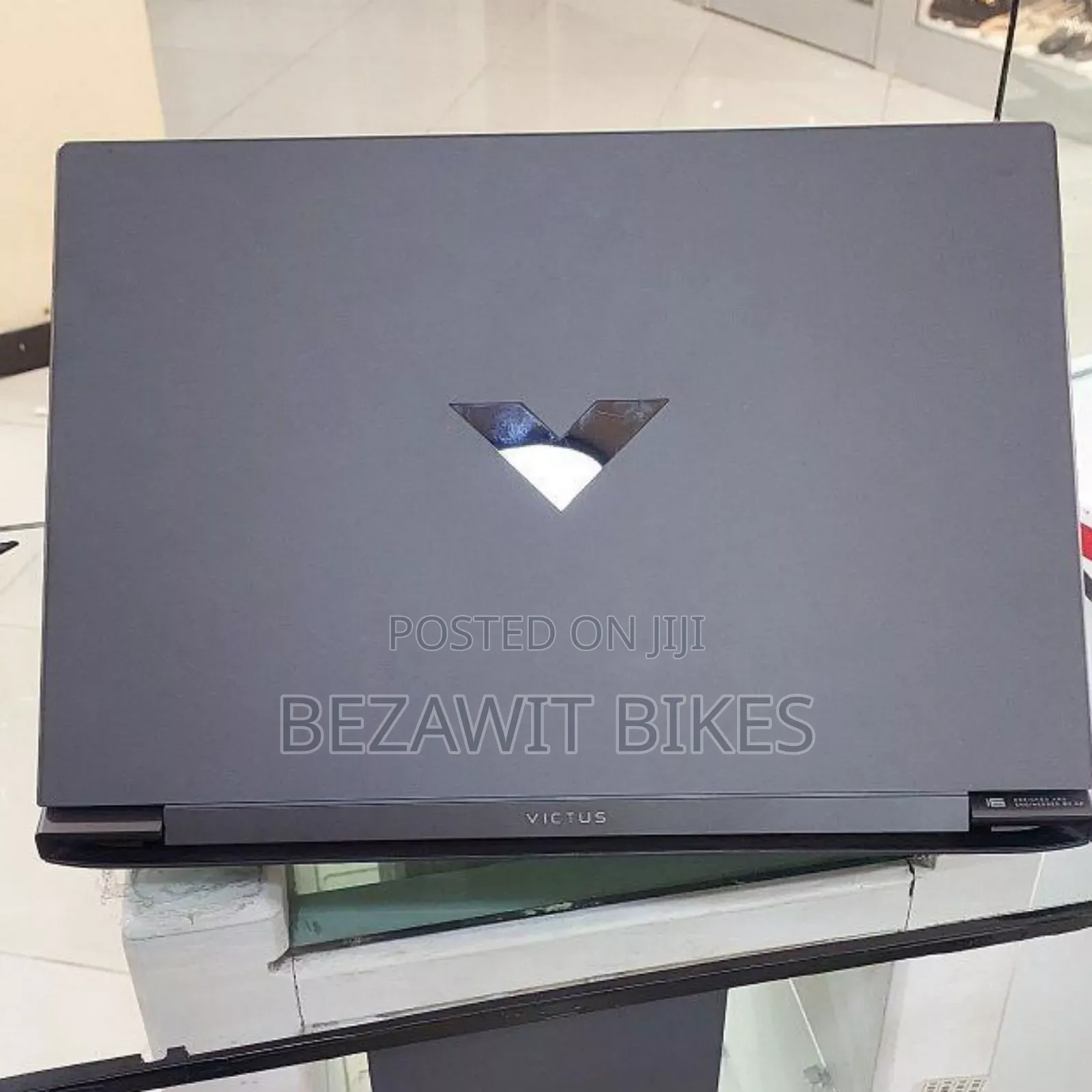 New Laptop HP Victus 16 16GB AMD Ryzen 7 SSD 1T