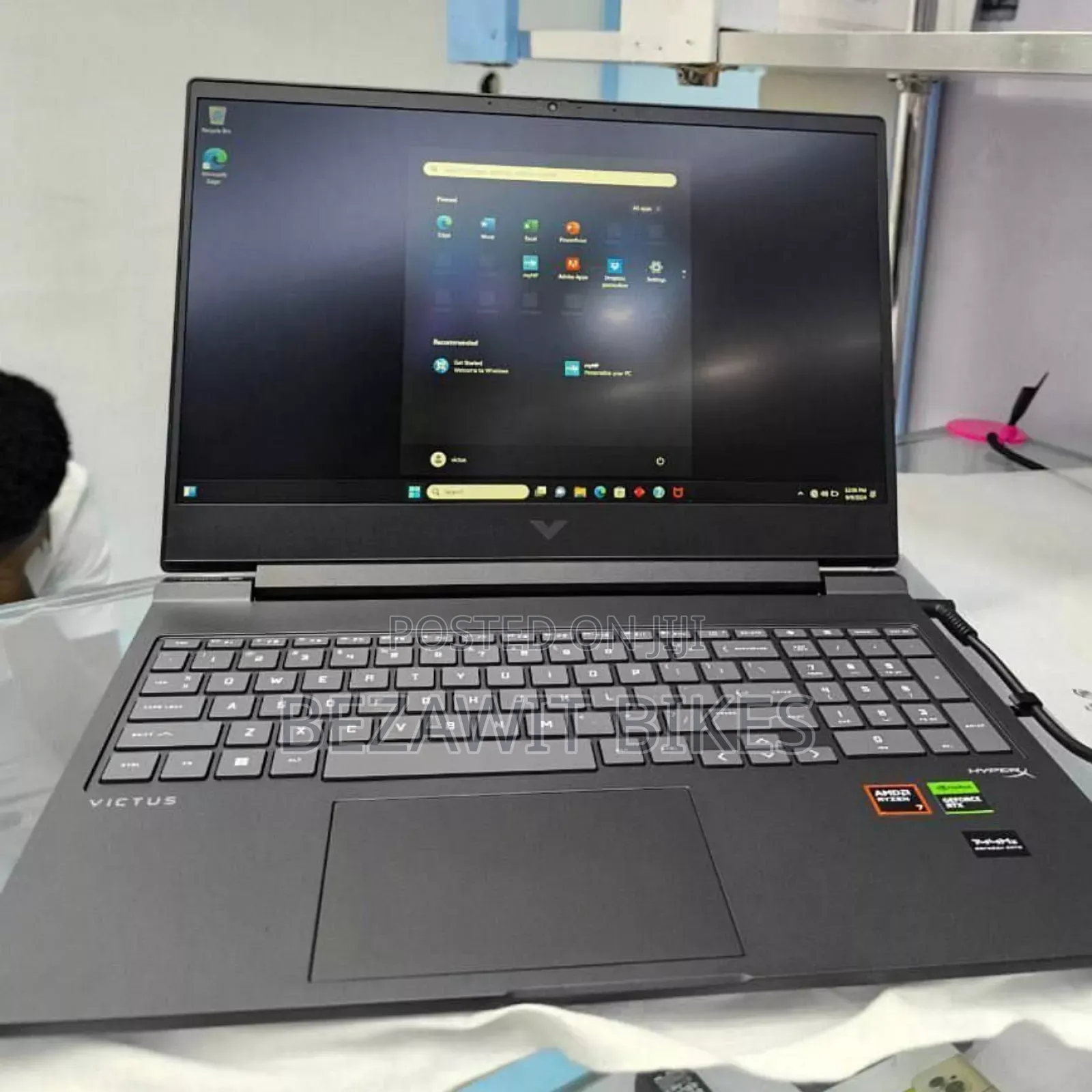 New Laptop HP Victus 16 16GB AMD Ryzen 7 SSD 1T